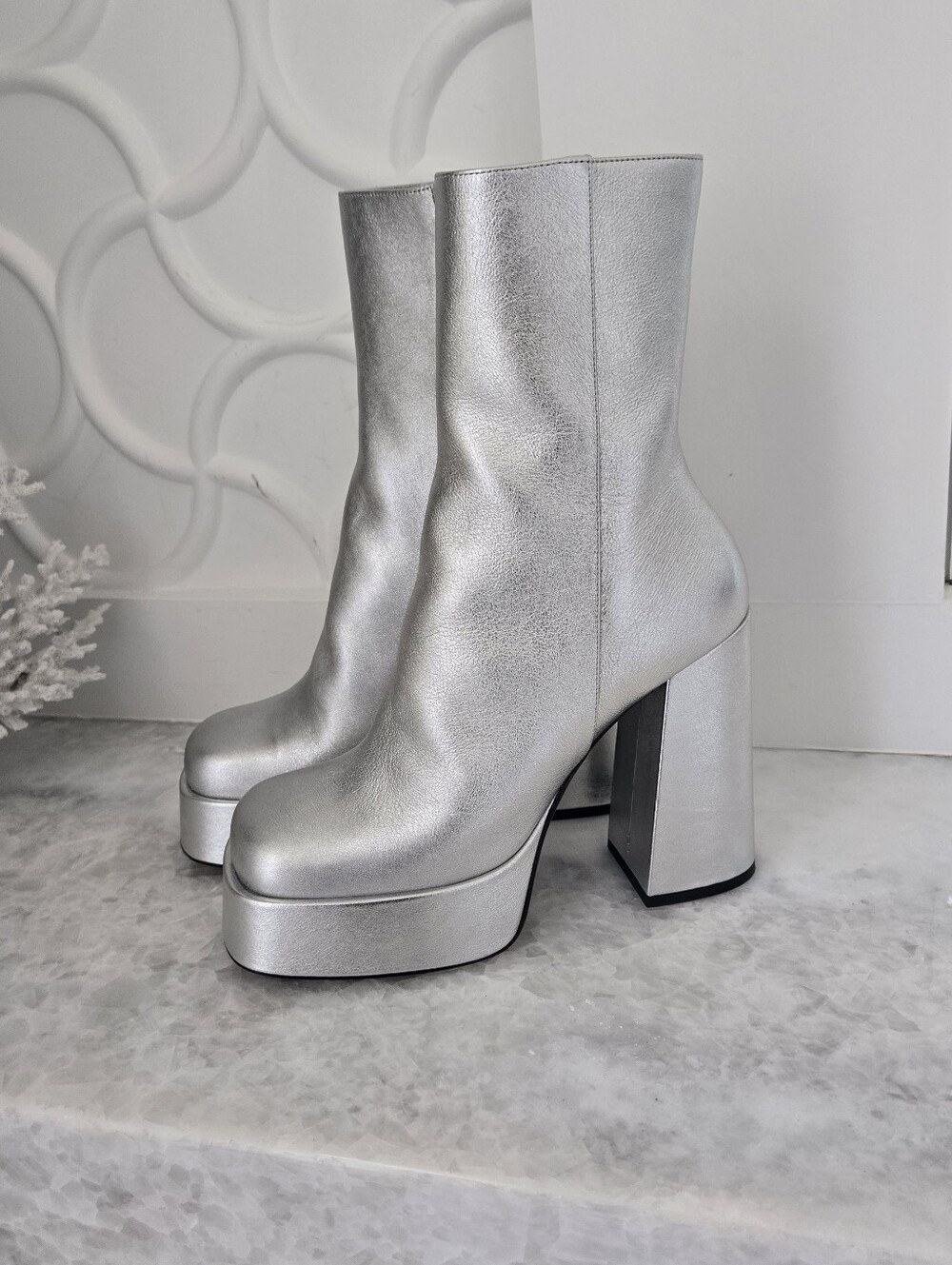 Versace NEW Boots Sz 8